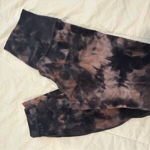 Lululemon Tie-Dye Leggings in Black and Brown